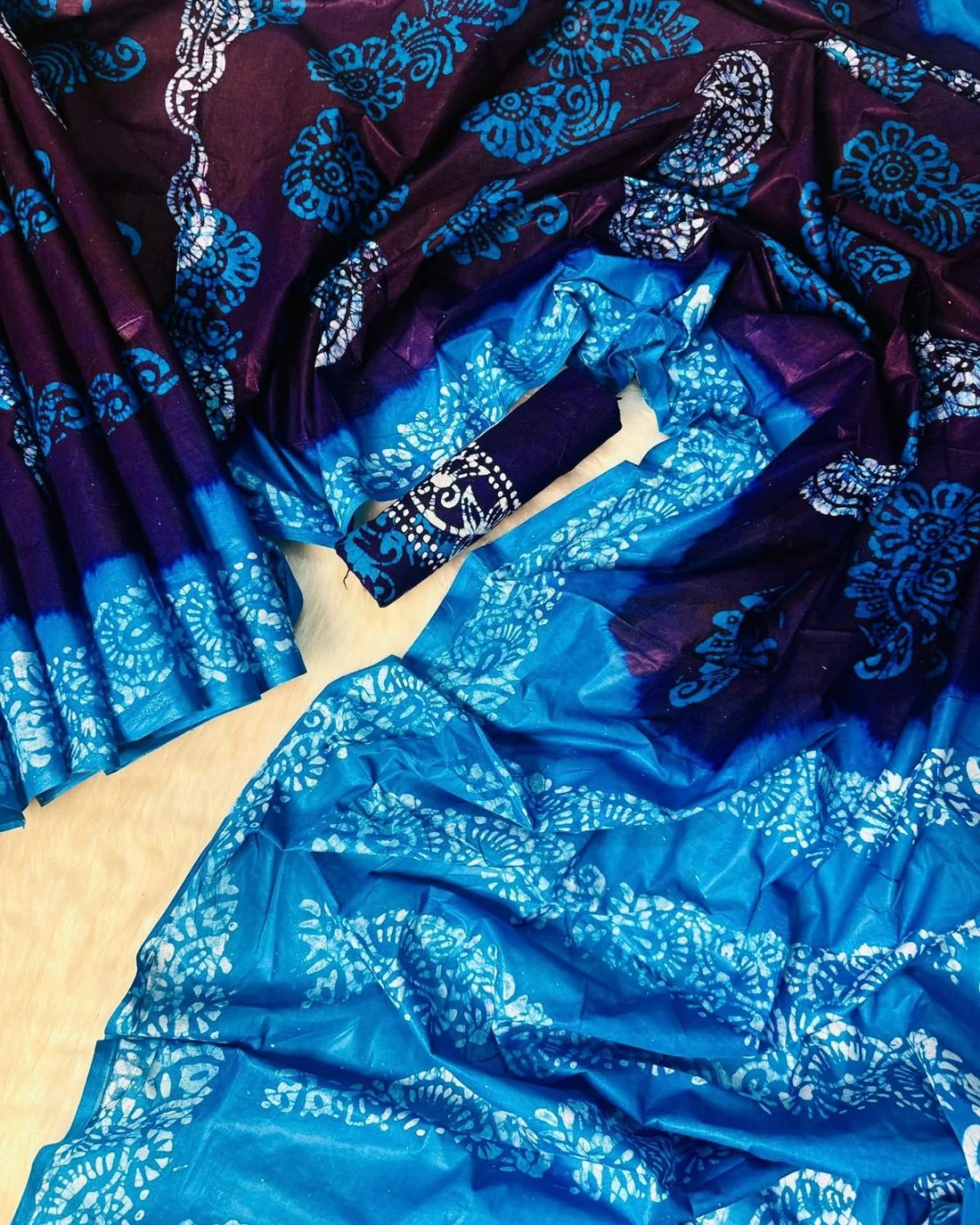 Tangail Tat Cotton Batik Print Saree