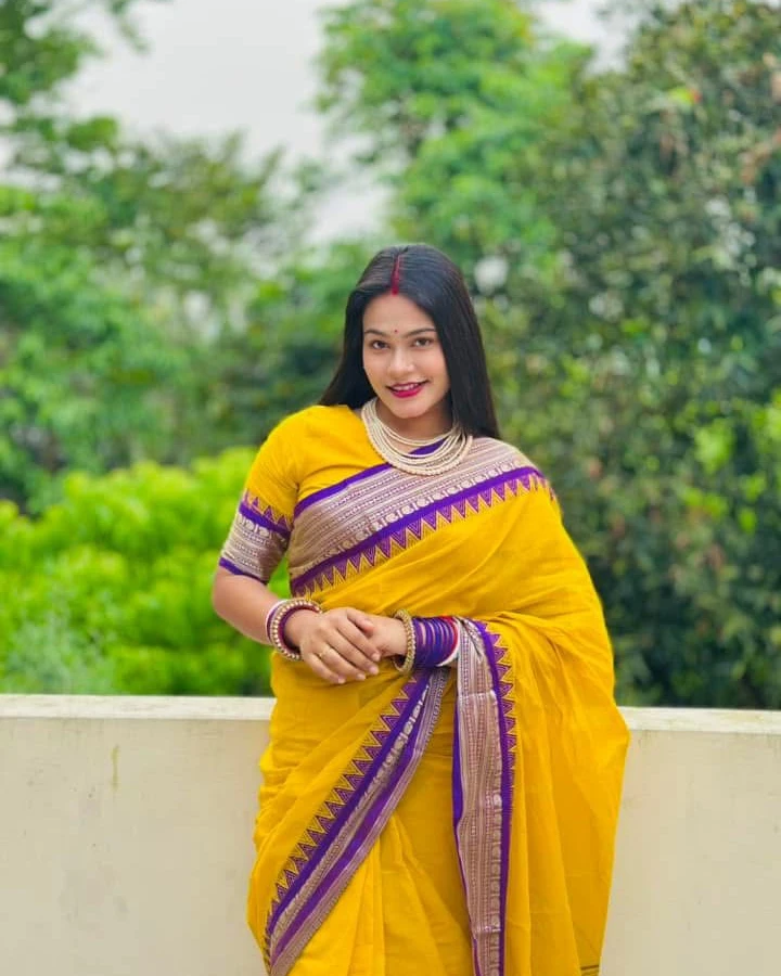 Women's Trendy HalfSilk Nakshi Pair Saree