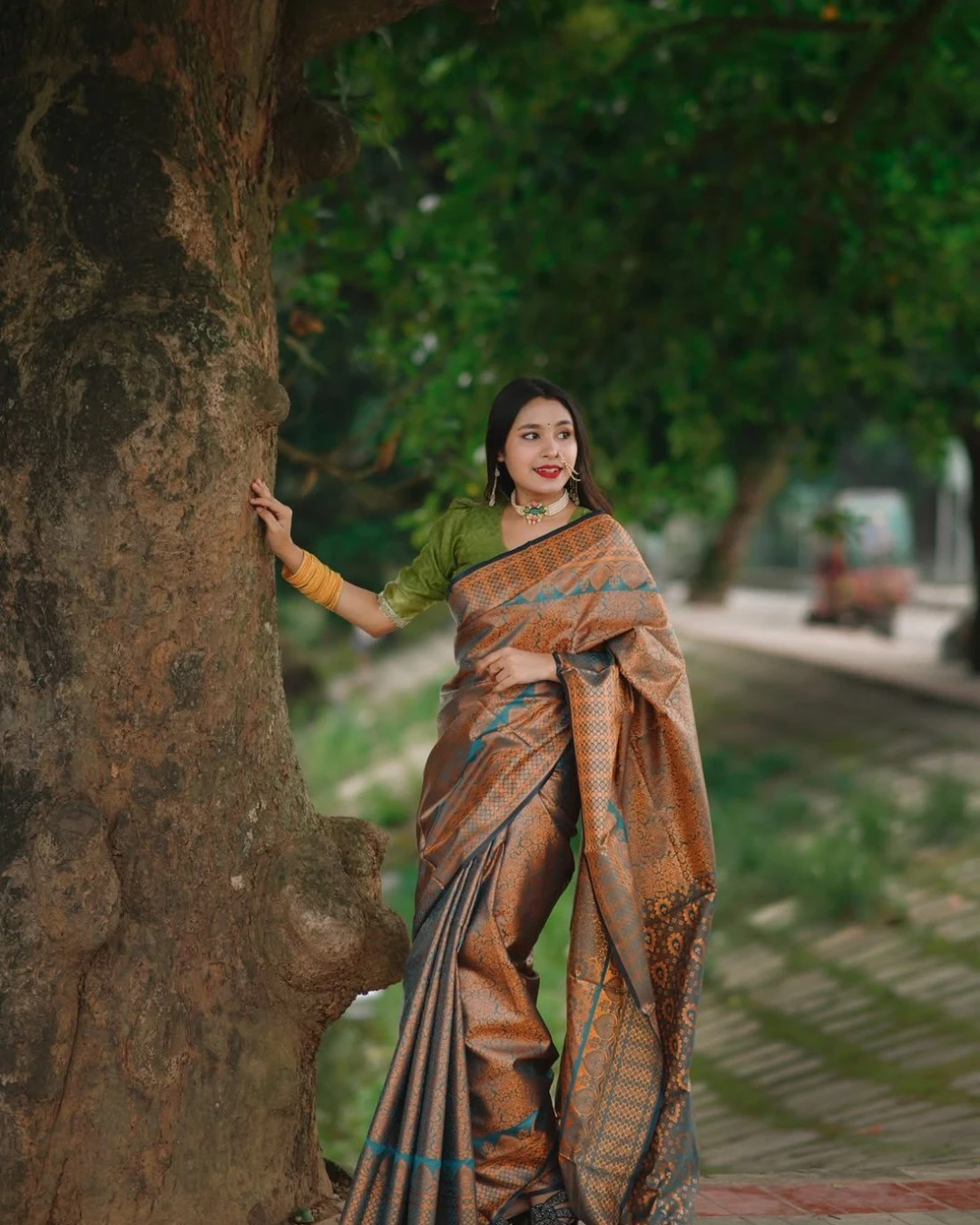 Women's Soft Silk Kanjivaram Katan Saree 1