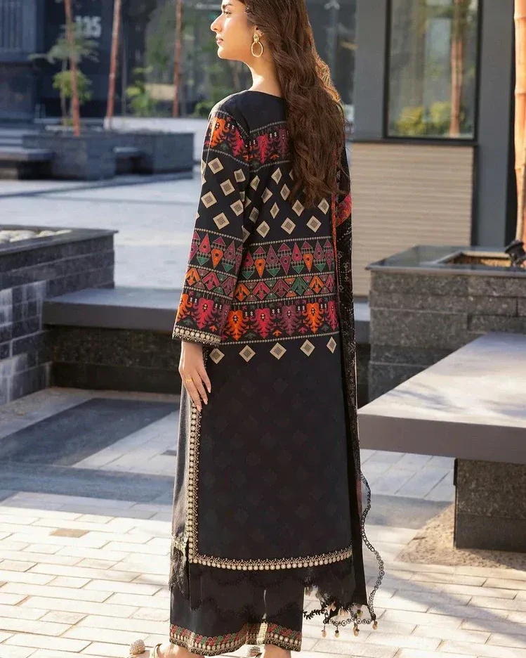 Midnight Onyx Luxury Embroidered Lawn Three-Piece Suit