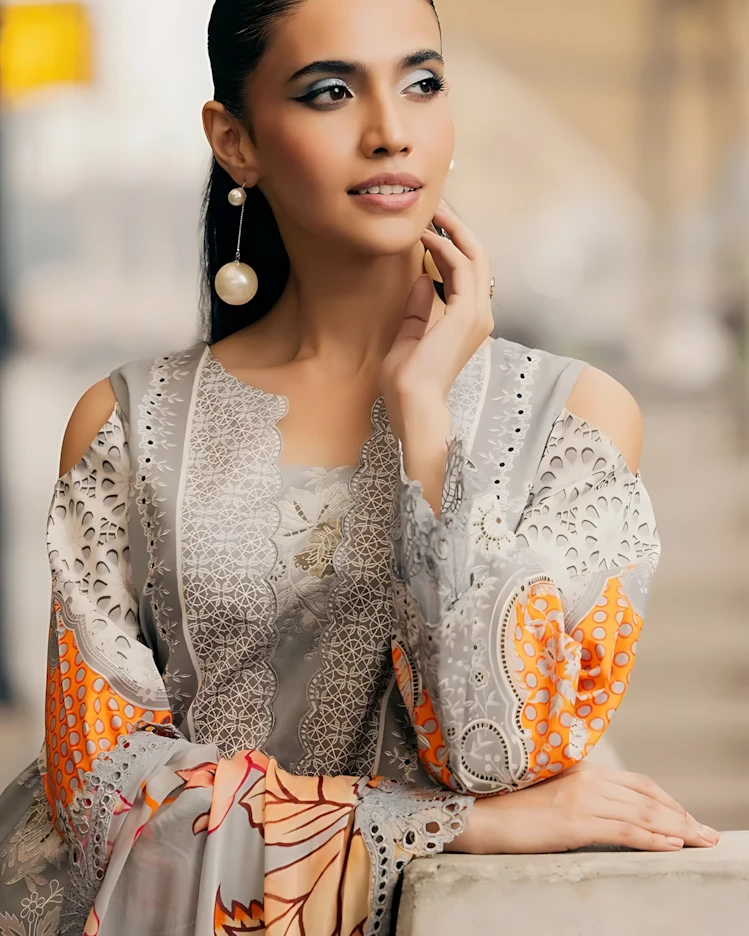 Silver Frost Embroidered Lawn Three-Piece Suit