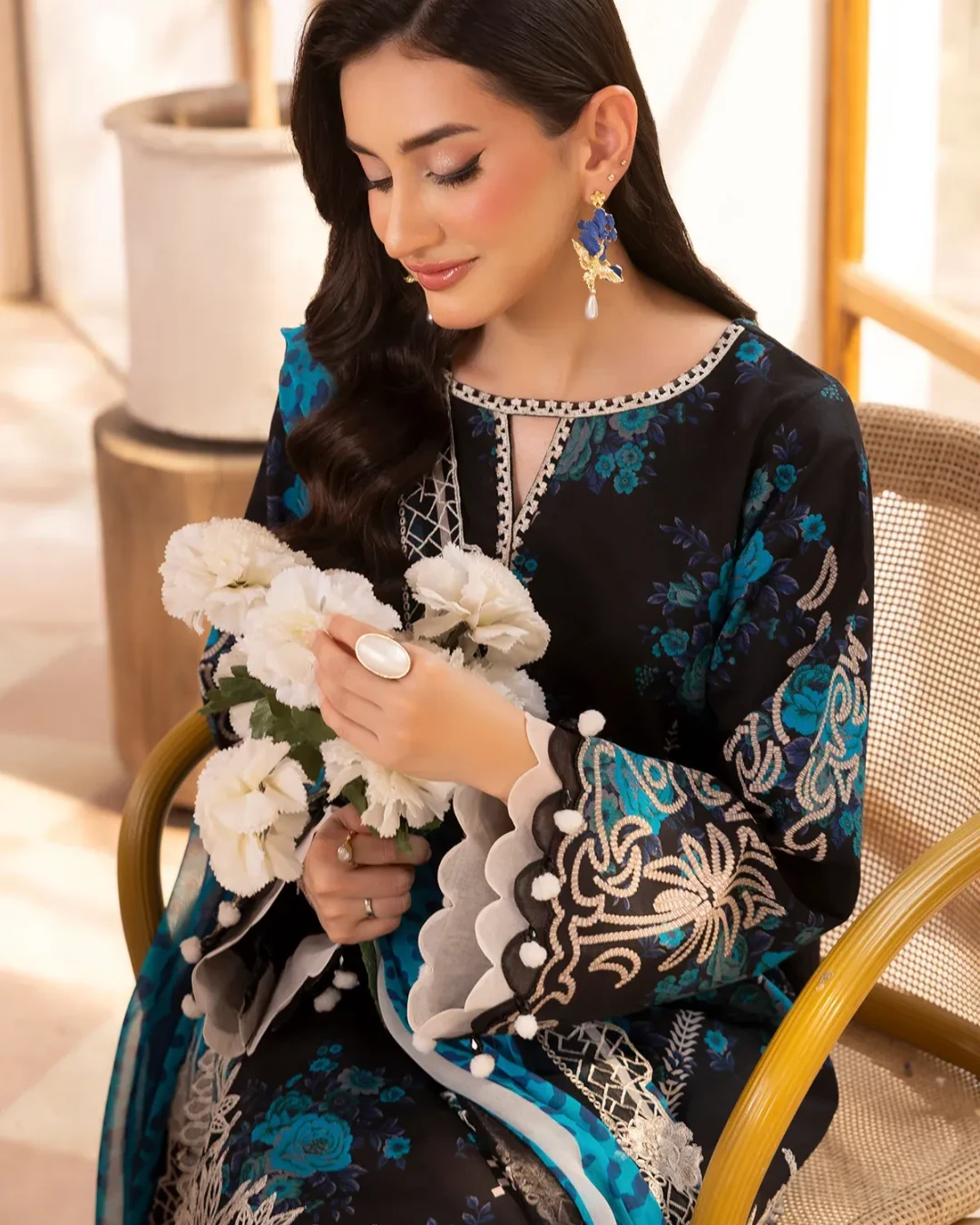 Gondola Gold Luxury Embroidered Lawn Three-Piece Suit
