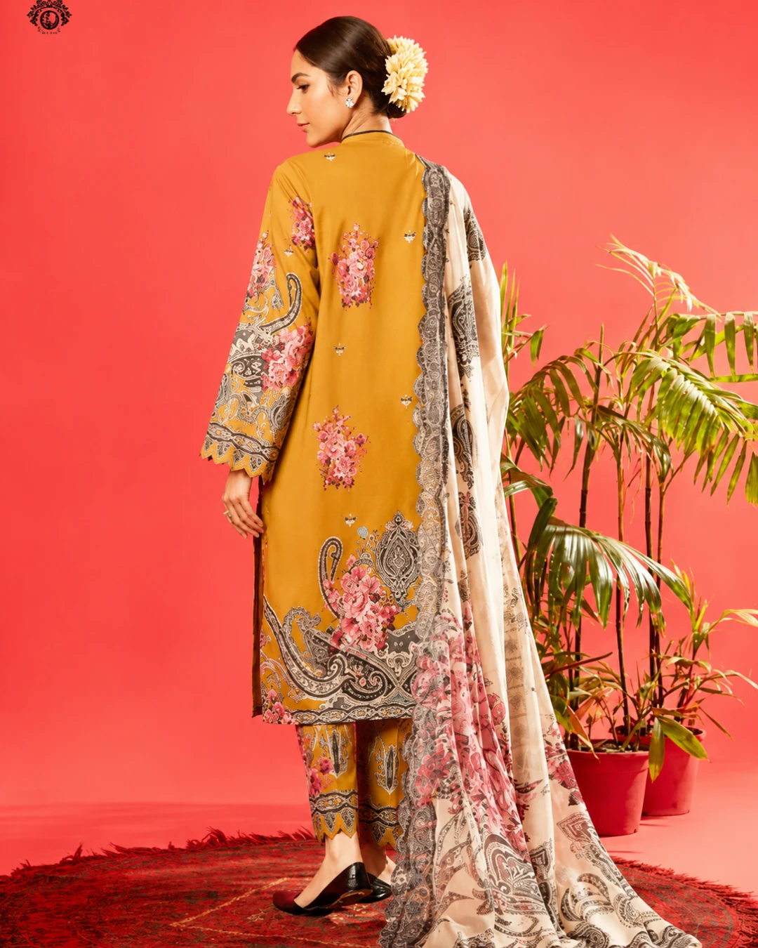 Firebush Amber Luxury Embroidered Lawn Three-Piece Suit