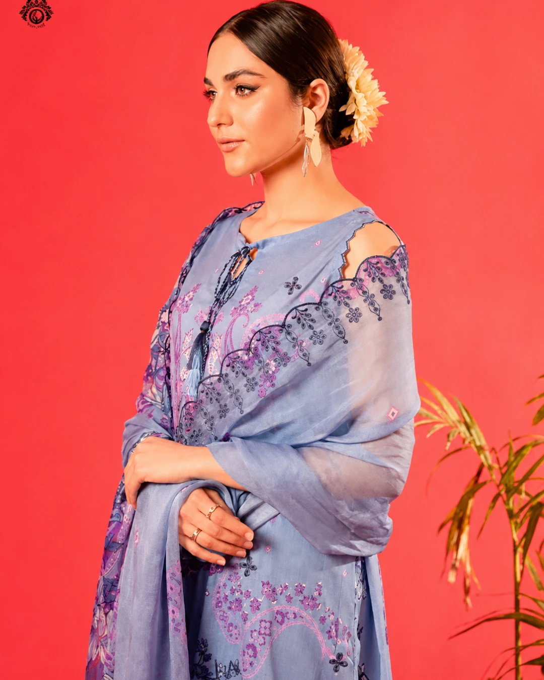 Lavender Breeze Luxury Embroidered Lawn Three-Piece Suit