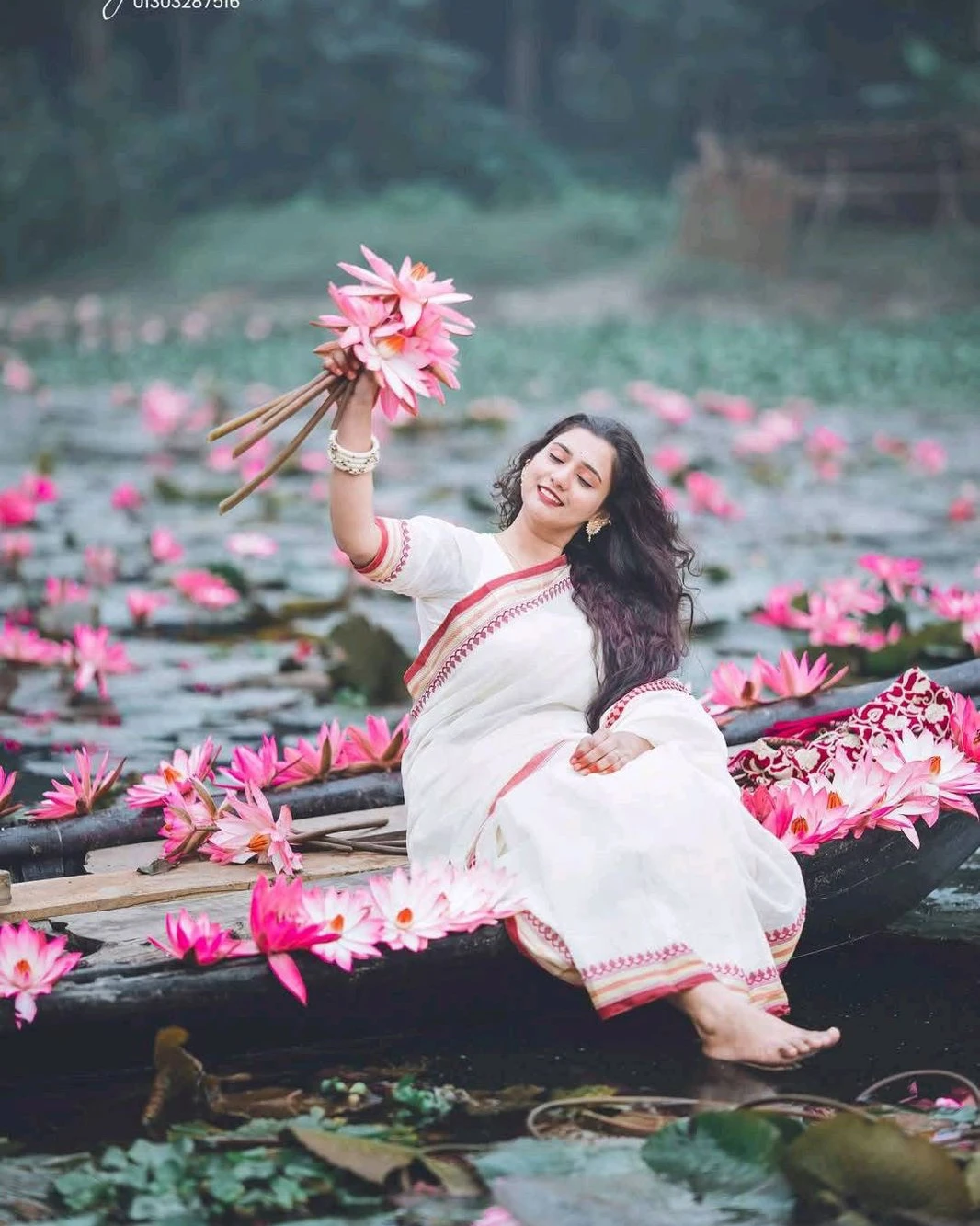 Ivory Grace Tangail Tat Nakshi Semi-Silk Saree