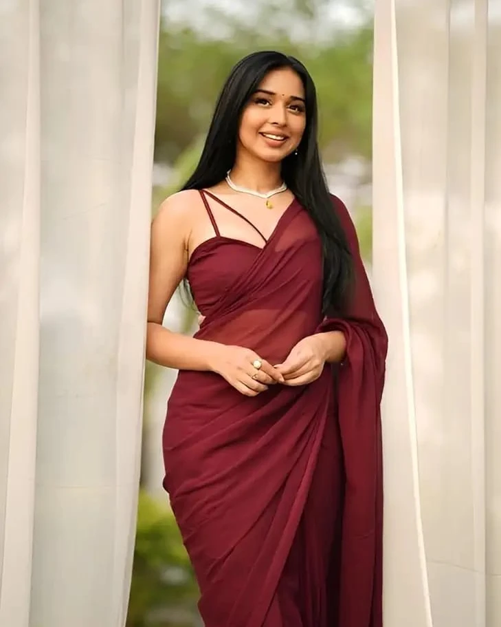 Pure Georgette Marun Plain Saree For Women