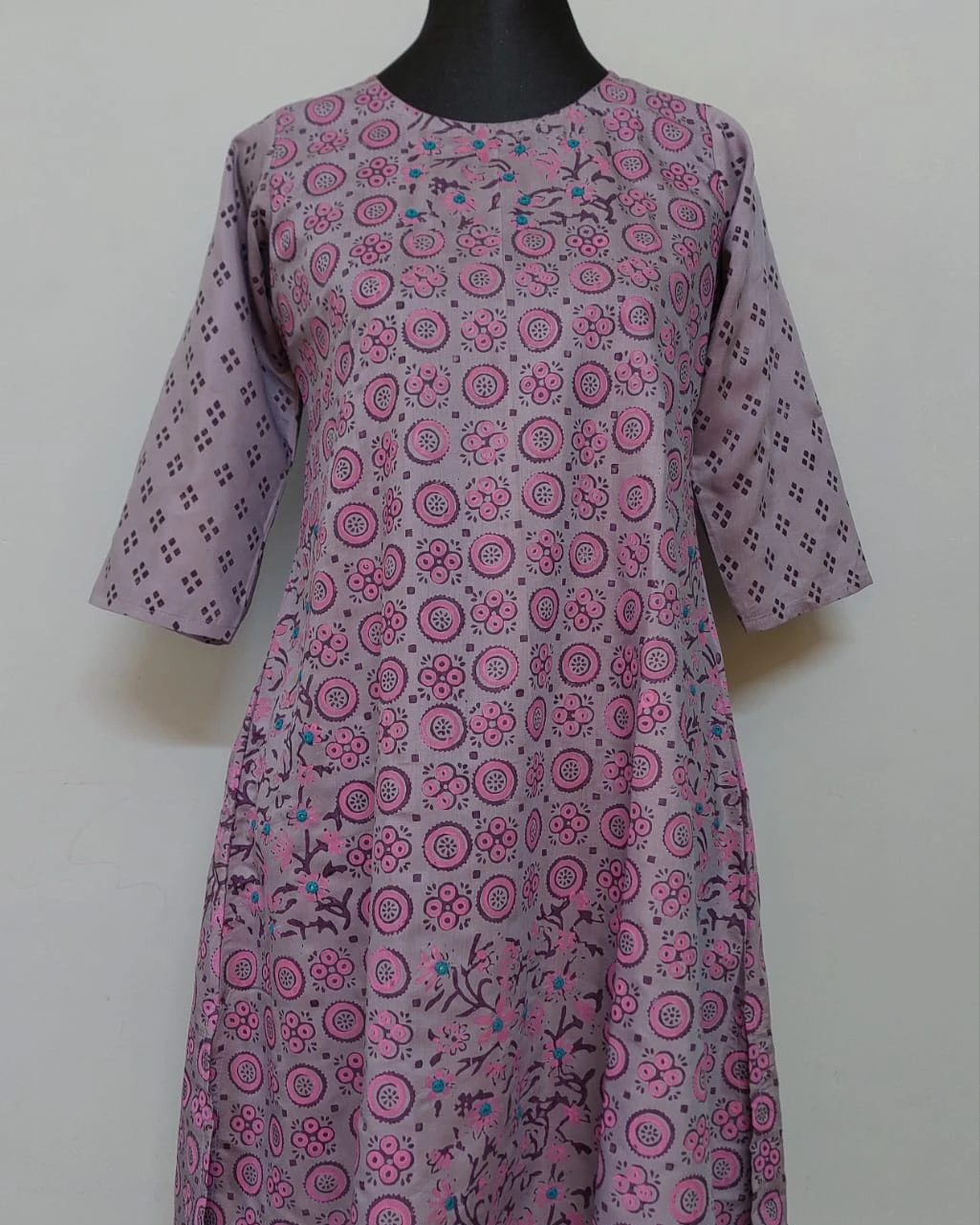 Lavender Bloom Geometric Print Cotton Kurti