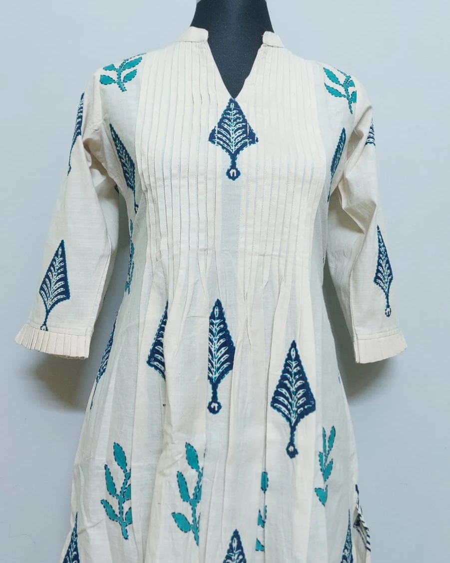 Off-White Block Printed Khadi Cotton Pin-Tucked Kurti