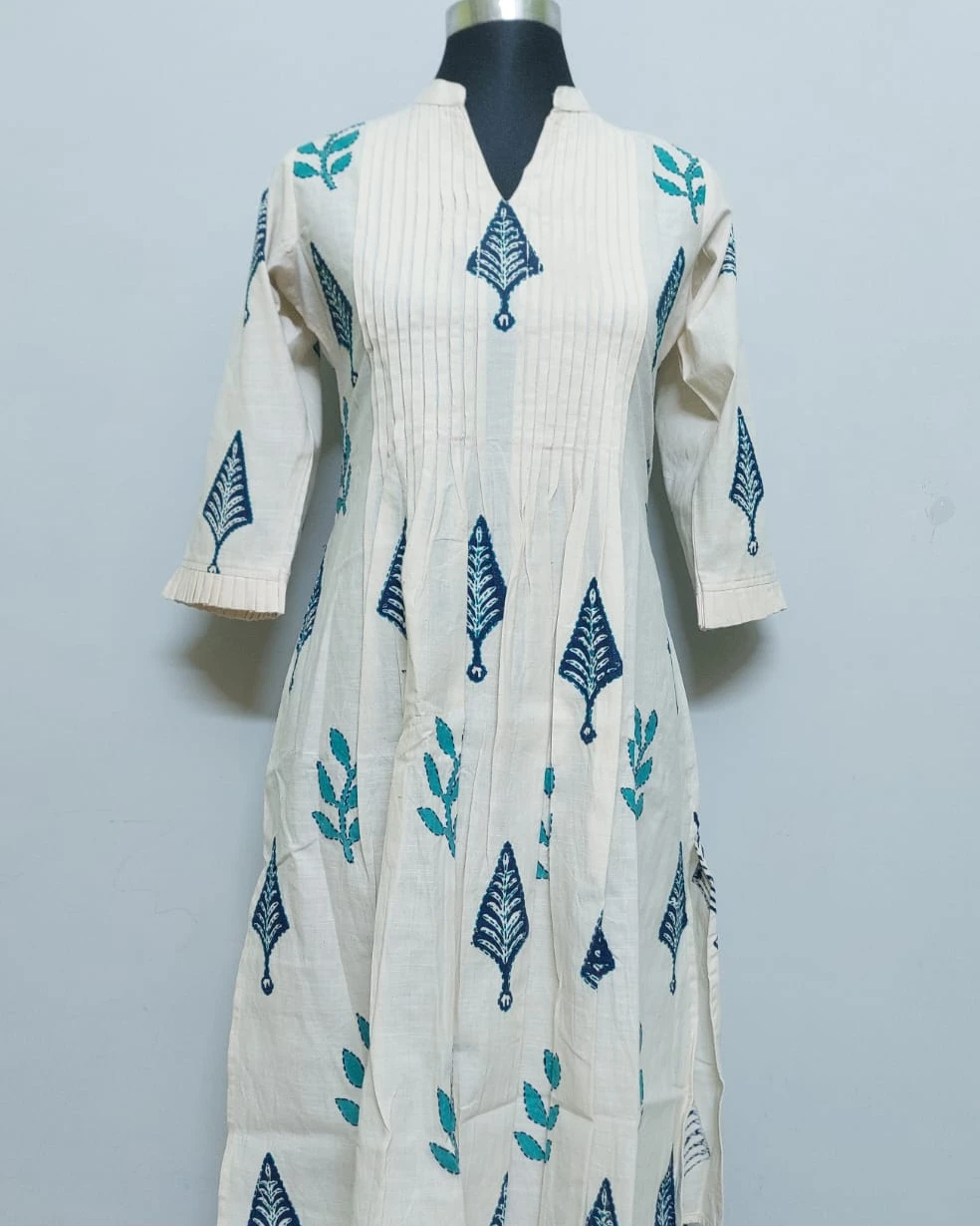 Off-White Block Printed Khadi Cotton Pin-Tucked Kurti